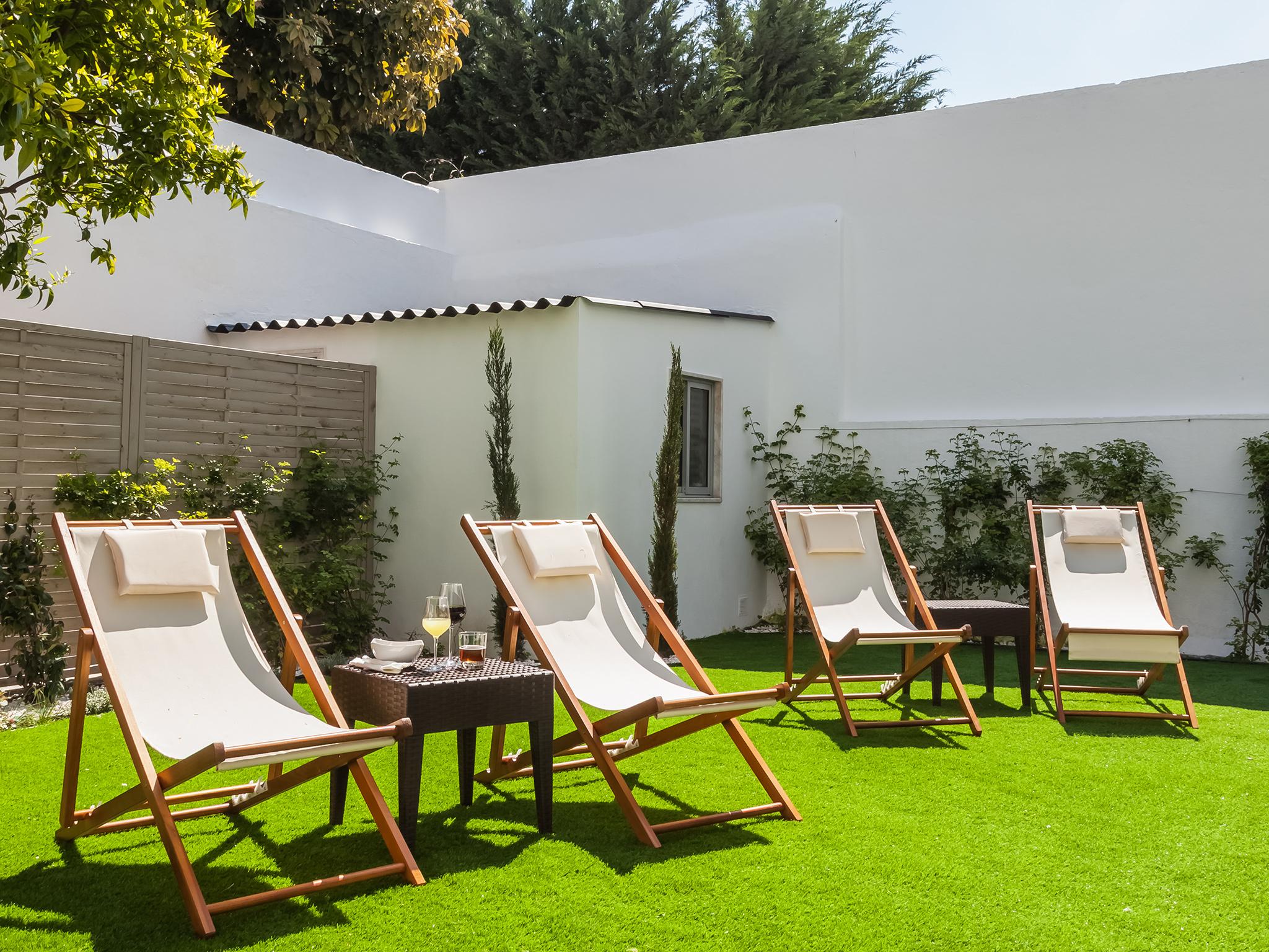 Garden Guest house 3*